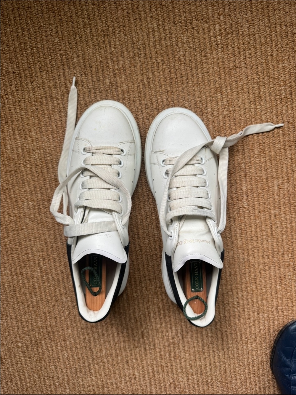 Alexander McQueen White Leather Platform Sneakers with Black Heel Tab - Picture 2 of 2